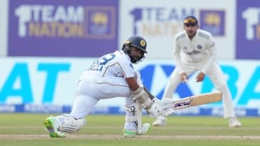 'Take me to the IPL' - Dickwella banters with Jaiswal before losing his wicket